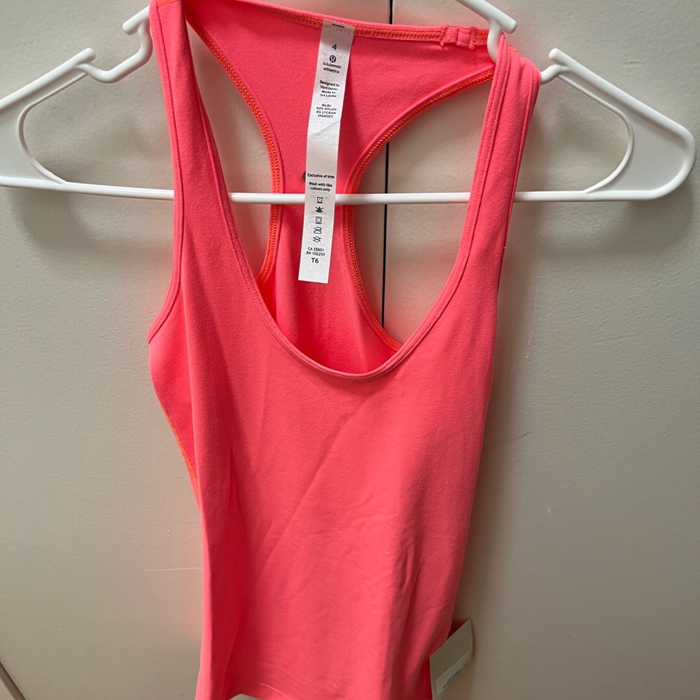 Lululemon cool racerback. Size 4. NWT. Grapefruit